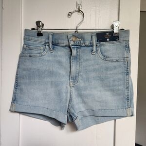 Hollister Highrise Short Shorts